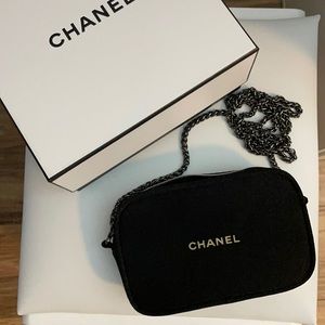 AUTHENTIC Chanel cosmetic bag chain